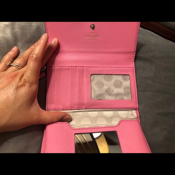 Kate Spade Wrislet - Picture 3 of 4